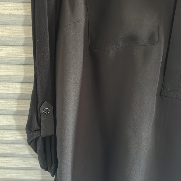 Kensie blouse size Large - Picture 3 of 4